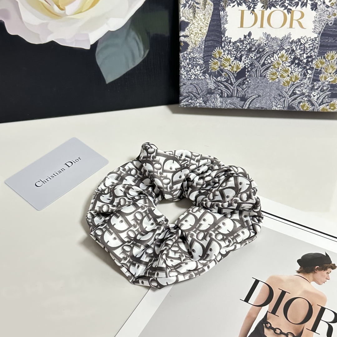 Fashion: TP99 Individual Packaging Package & DIOR Big-Blowed Hair Coop Specialty Cash - 图片 2