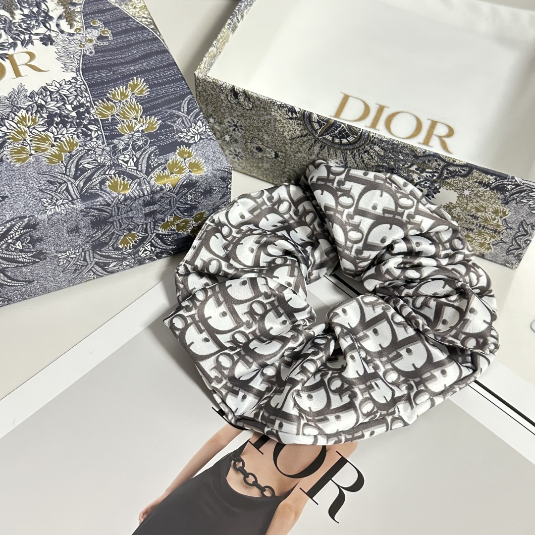 Fashion: TP99 Individual Packaging Package & DIOR Big-Blowed Hair Coop Specialty Cash - 图片 3