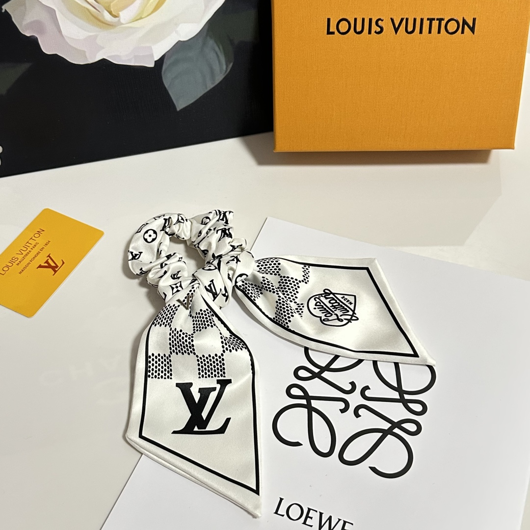 Silk Ring Packaging: Classic Design for Lead and Hands Comfort - 图片 5