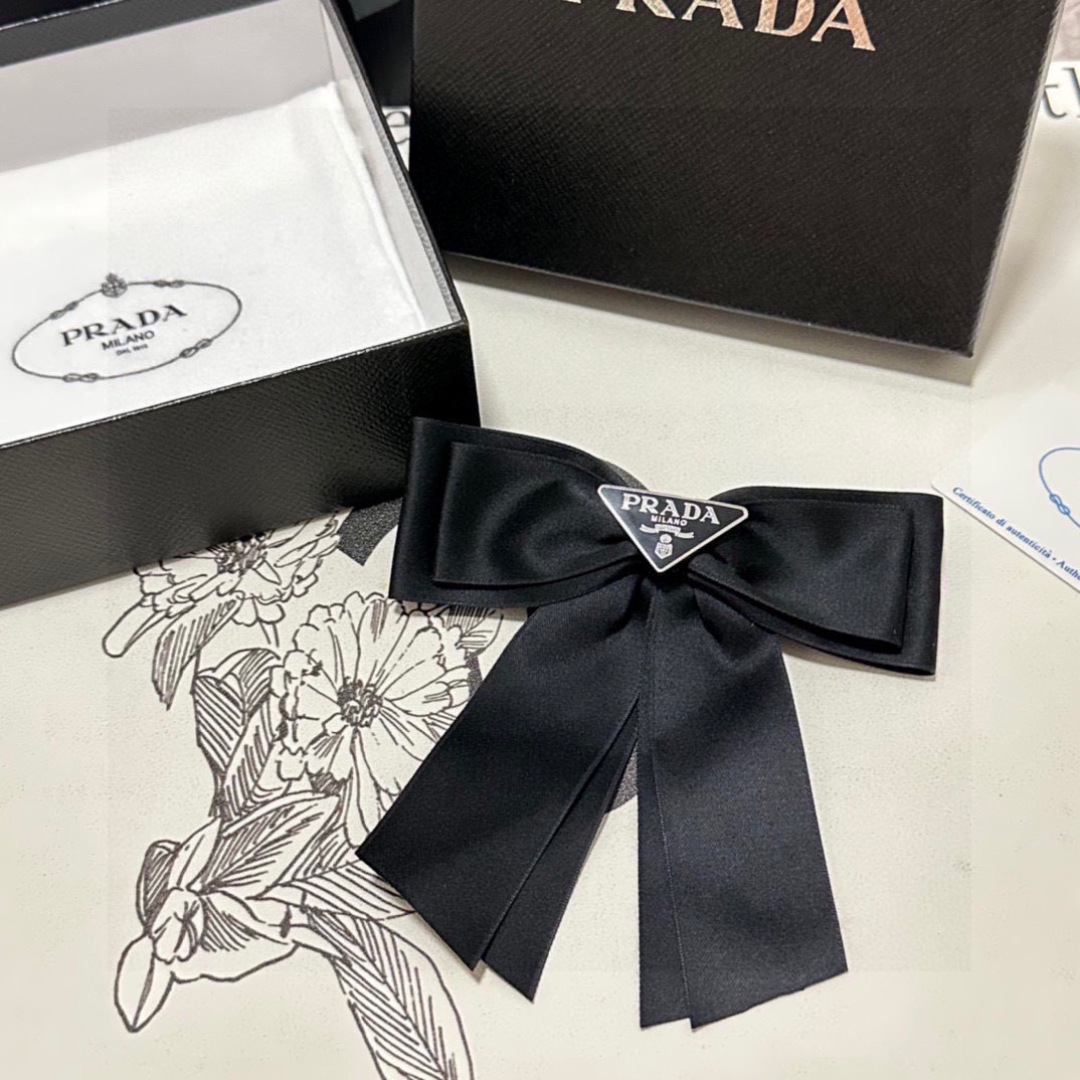 Prada TP99 Golden Bow Tie Packaging: Manual Included, Fairy-Inspired Design. - 图片 5