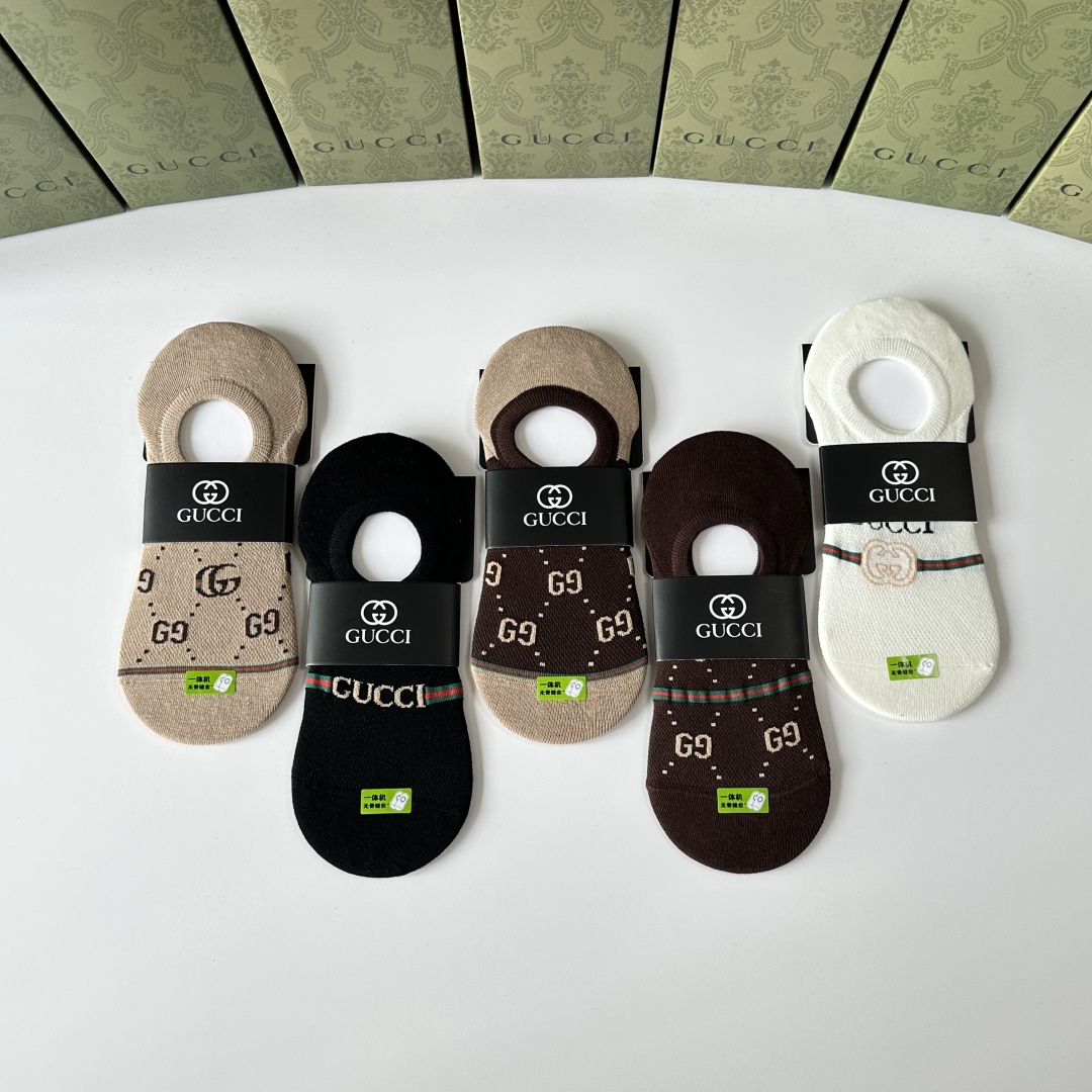   💛配专柜包装
Gucci (古驰) 新款船袜隐形袜堆堆袜袜子！一盒五双，专柜同步筒袜袜子，💛大牌出街