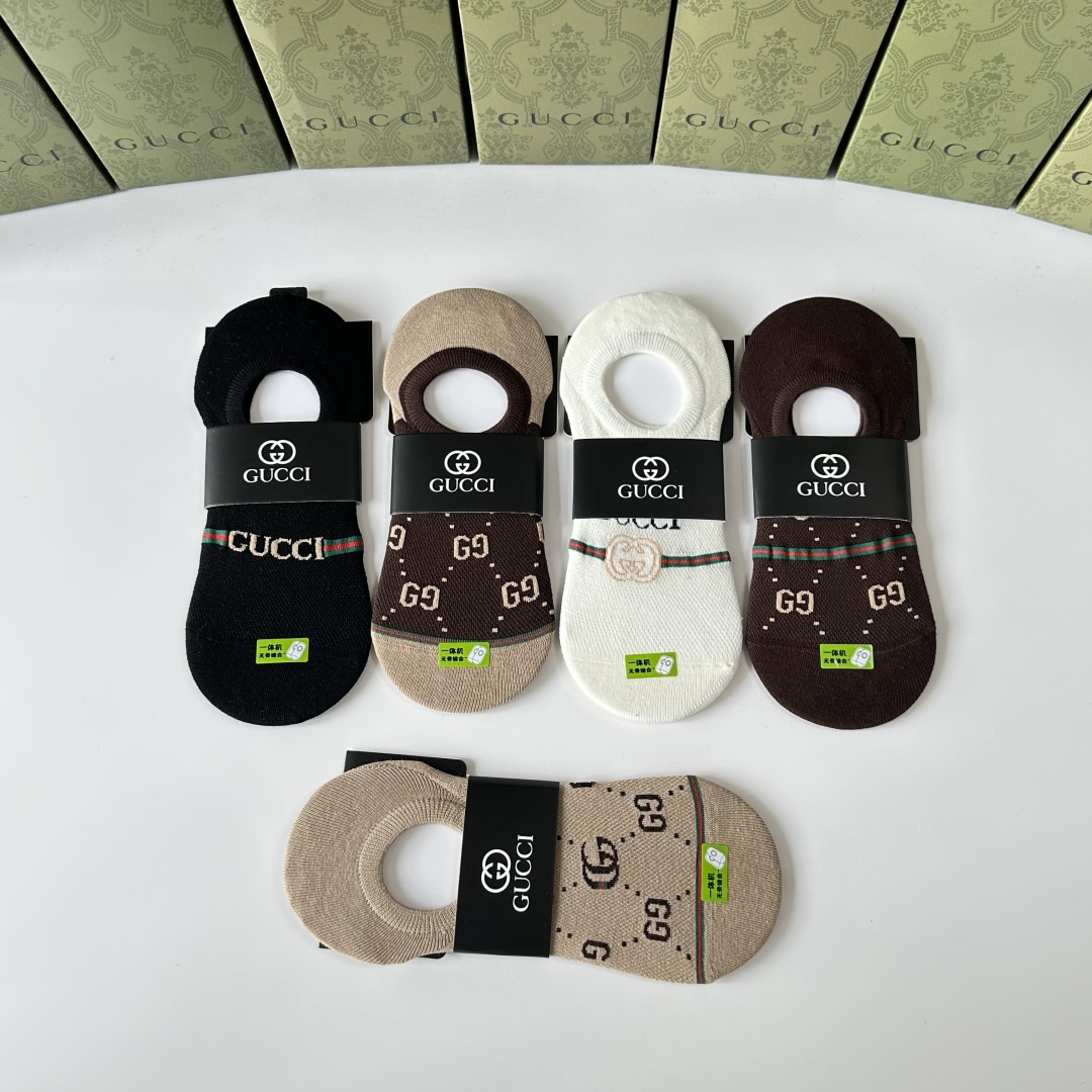   💛配专柜包装
Gucci (古驰) 新款船袜隐形袜堆堆袜袜子！一盒五双，专柜同步筒袜袜子，💛大牌出街