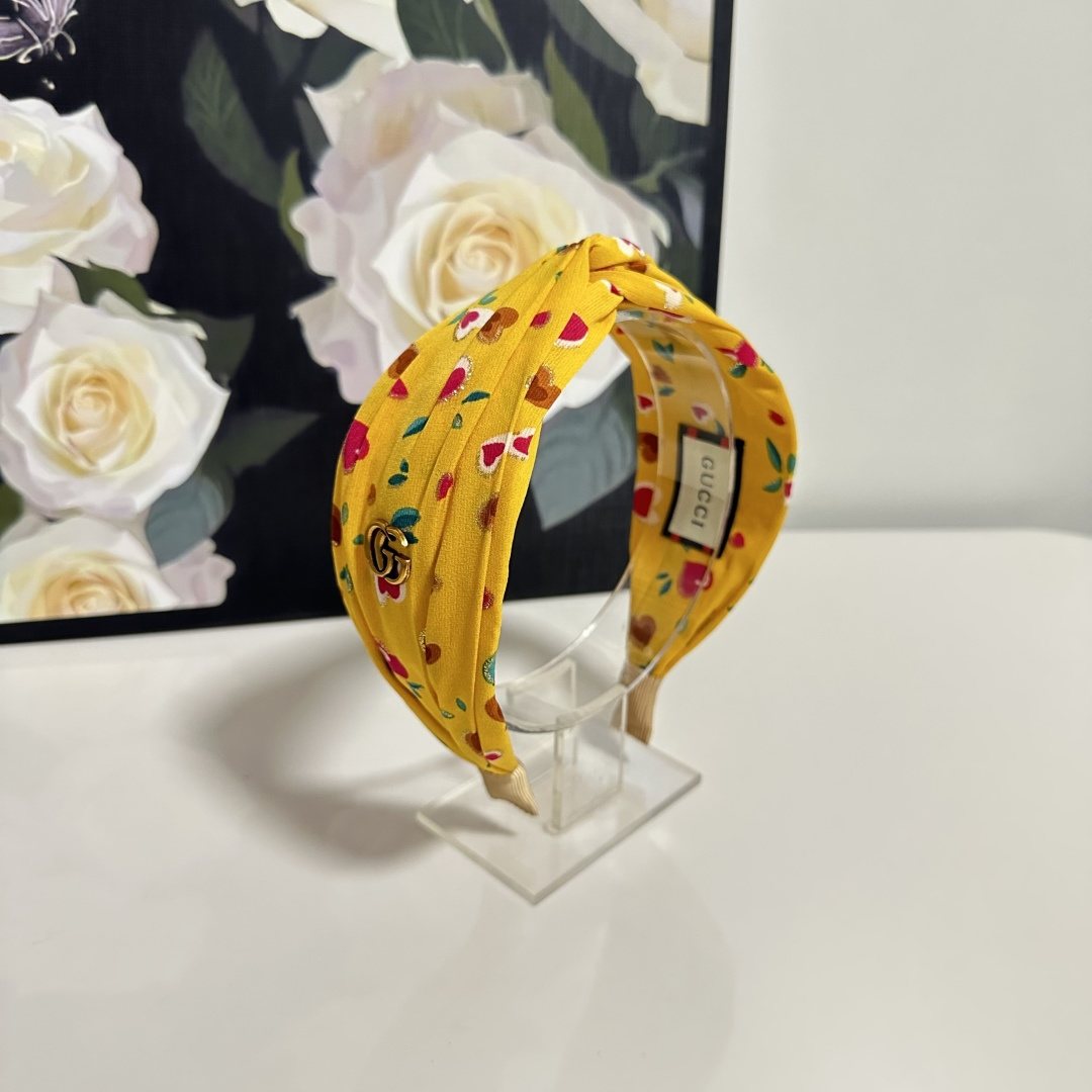 NO:301106,Specially equipped with counter packaging Gucci (Gucci) latest hairband, fairy, quick purchase, special material, no head, salt or sweet~ hairpins, hairpins, gucci, gucci, gucci, hairpins19860909特 配专柜包装 Gucci（古驰）最新发箍 小仙女快入手 特殊材质 不嘞头 可盐可甜～发夹,发夹,gucci,gucci,hairpins,accessory