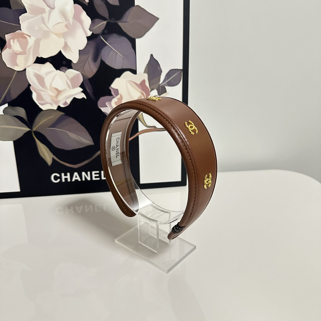NO:301664,Specially equipped with counter packaging Chanel (Chanel) latest hairband, fairy, quick to buy, special material, no head, salt or sweet~ hairpins, hairpins, chanel, chanel, hairpins19860909特 配专柜包装 Chanel（香奈儿）最新发箍 小仙女快入手 特殊材质 不嘞头 可盐可甜～发夹,发夹,chanel,chanel,hairpins,accessory