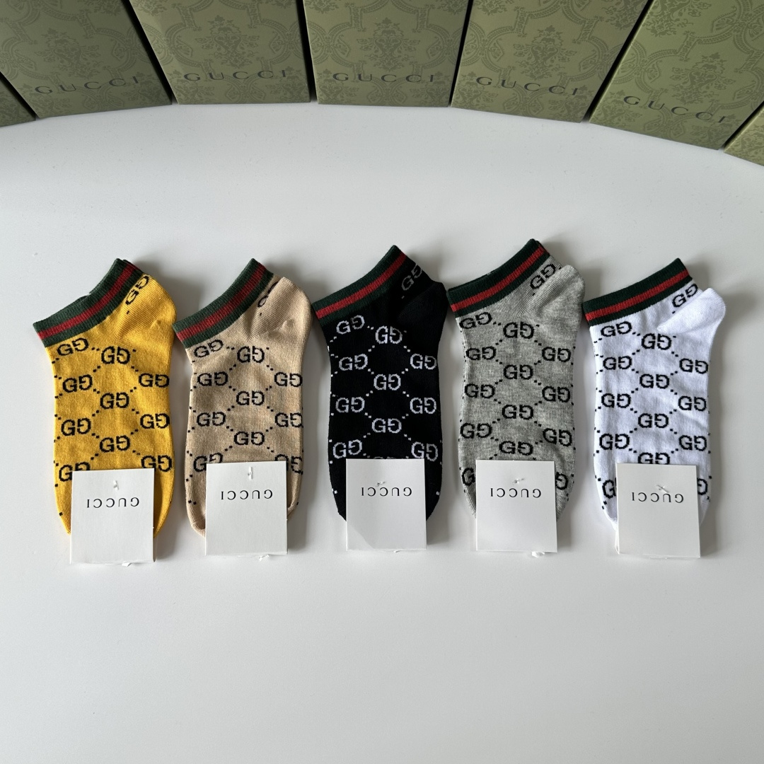 NO:299876,Special counter packaging Gucci (Gucci) new medium and short style pile socks!  One box of five pairs, counter synchronous socks, big brands on the street, trendy people must have super easy to match socks, stockings, socks, gucci, gucci, socks19860909特配专柜包装 Gucci（古驰）新款中短款堆堆袜袜子！一盒五双,专柜同步筒袜袜子,大牌出街,潮人必备超好搭袜子,丝袜,袜子,gucci,gucci,socks,accessory