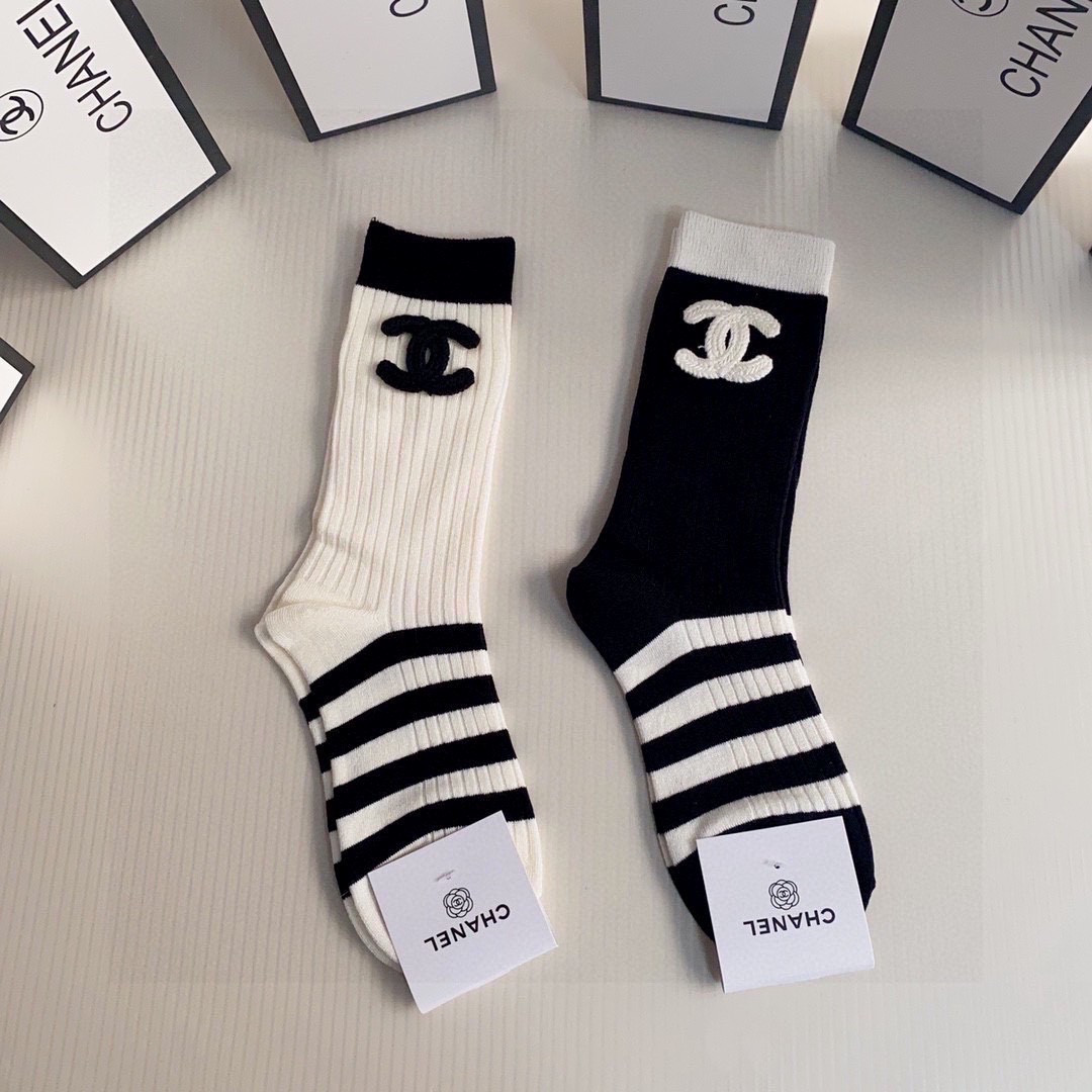 NO:299894,Special package Chanel (Chanel) Internet celebrity hot model #New cashmere socks mid-length small fragrant pile socks and socks!  One box and two pairs, counter synchronous socks, big brands go out on the street, trendy people must have super easy to match~ socks, stockings, socks, chanel, chanel, socks19860909特配包装 Chanel（香奈儿）网红爆款#新款羊绒袜中长款小香香堆堆袜袜子！一盒两双,专柜同步筒袜袜子,大牌出街,潮人必备超好搭～袜子,丝袜,袜子,chanel,chanel,socks,accessory