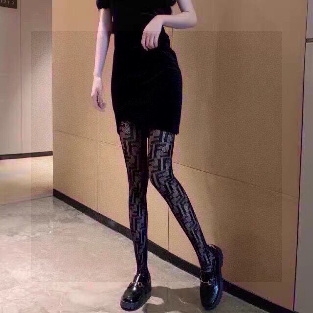  配包装【一盒一双】🌟火爆欧美芬迪FENDI丝袜，光腿季节过渡必备单品 出口日本专柜的网袜...纯正正货