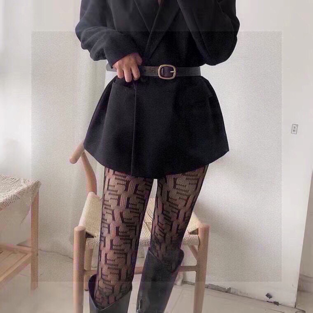  配包装【一盒一双】🌟火爆欧美芬迪FENDI丝袜，光腿季节过渡必备单品 出口日本专柜的网袜...纯正正货