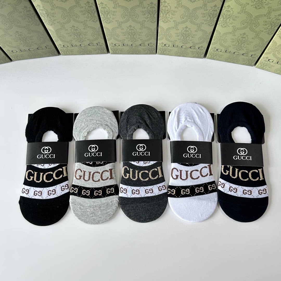   💛配专柜包装
Gucci (古驰) 新款船袜隐形袜堆堆袜袜子！一盒五双，专柜同步筒袜袜子，💛大牌出街