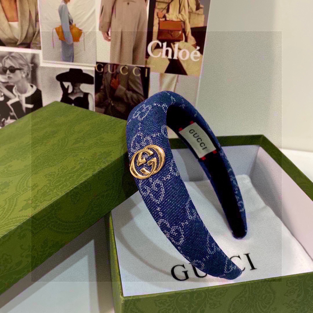 配专柜包装
GUCCI（古驰）最新发箍
小仙女入手
特殊材质 不嘞头
可盐可甜～
