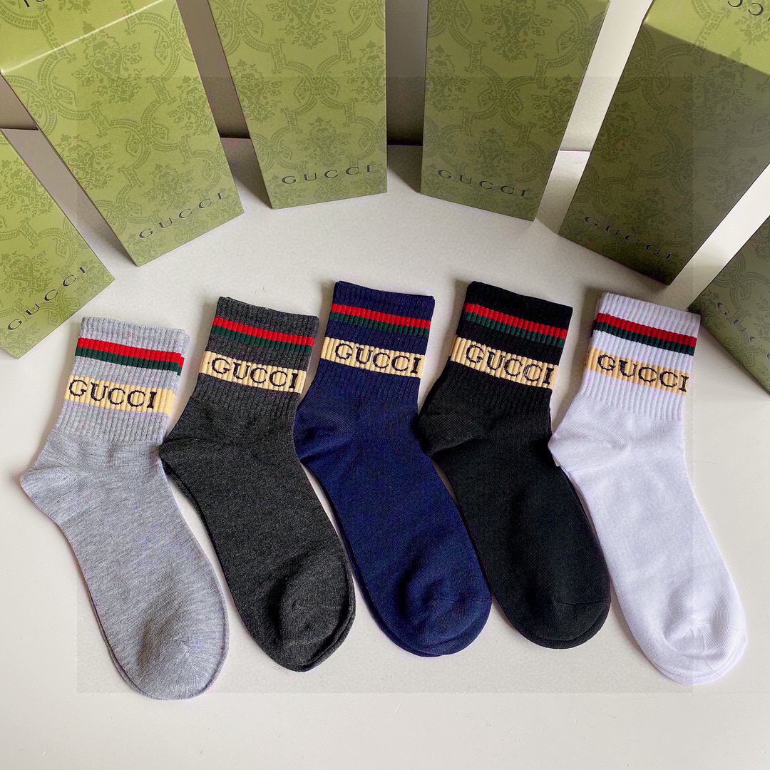  💛配专柜包装
Gucci（古驰）2022新款中长筒袜堆堆袜袜子！一盒五双，专柜同步筒袜袜子，💛大牌出街
