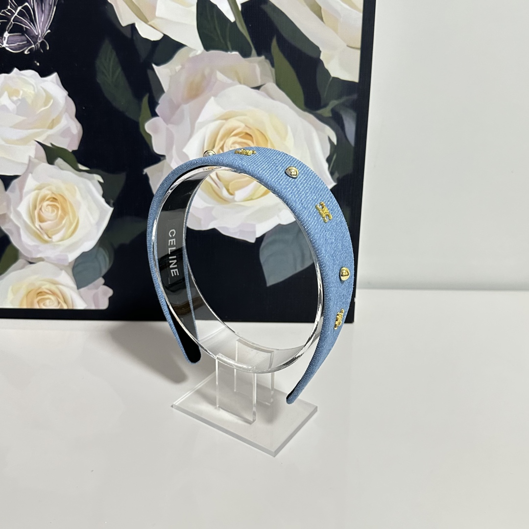 配专柜包装Celine（赛琳）最新高工发箍小仙女快入手特殊材质 不嘞头可盐可甜～
