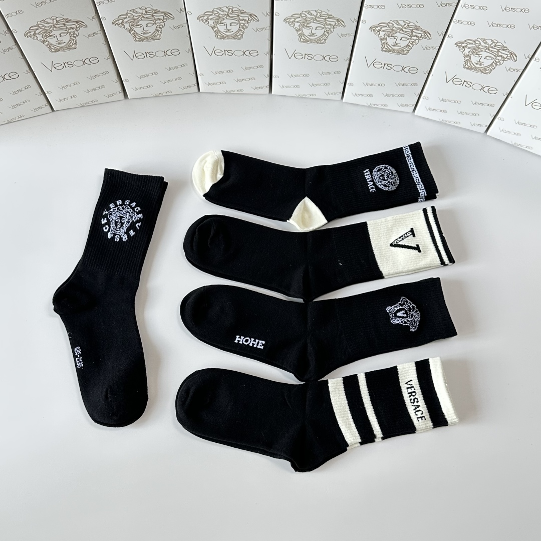 💛配专柜包装VERSACE（范思哲） 新款中长款堆堆袜袜子！一盒五双，专柜同步筒袜袜子，💛大牌出街，潮人