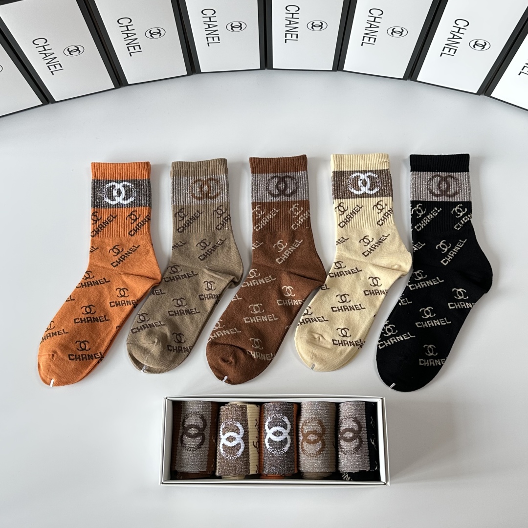💛配专柜包装Chanel（香奈儿）新款金丝中长款堆堆袜袜子！一盒五双，专柜同步筒袜袜子，大牌出街，潮人必