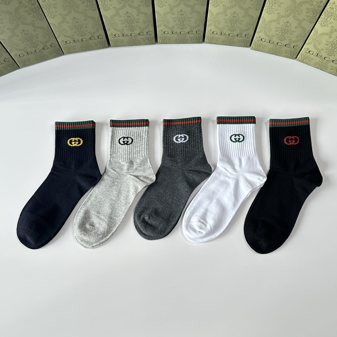 NO:584663,Special packaging Gucci (Gucci) new mid-length pile socks!  Five pairs in a box, synchronized tube socks at the counter, big brands out on the street, must-have socks for fashionistas, stockings, socks, gucci, gucci, socks19860909特 配包装 Gucci（古驰）新款中长款堆堆袜袜子！一盒五双, 专柜同步筒款袜子,大牌出街,潮人必备超好搭袜子,丝袜,袜子,gucci,gucci,socks,accessory