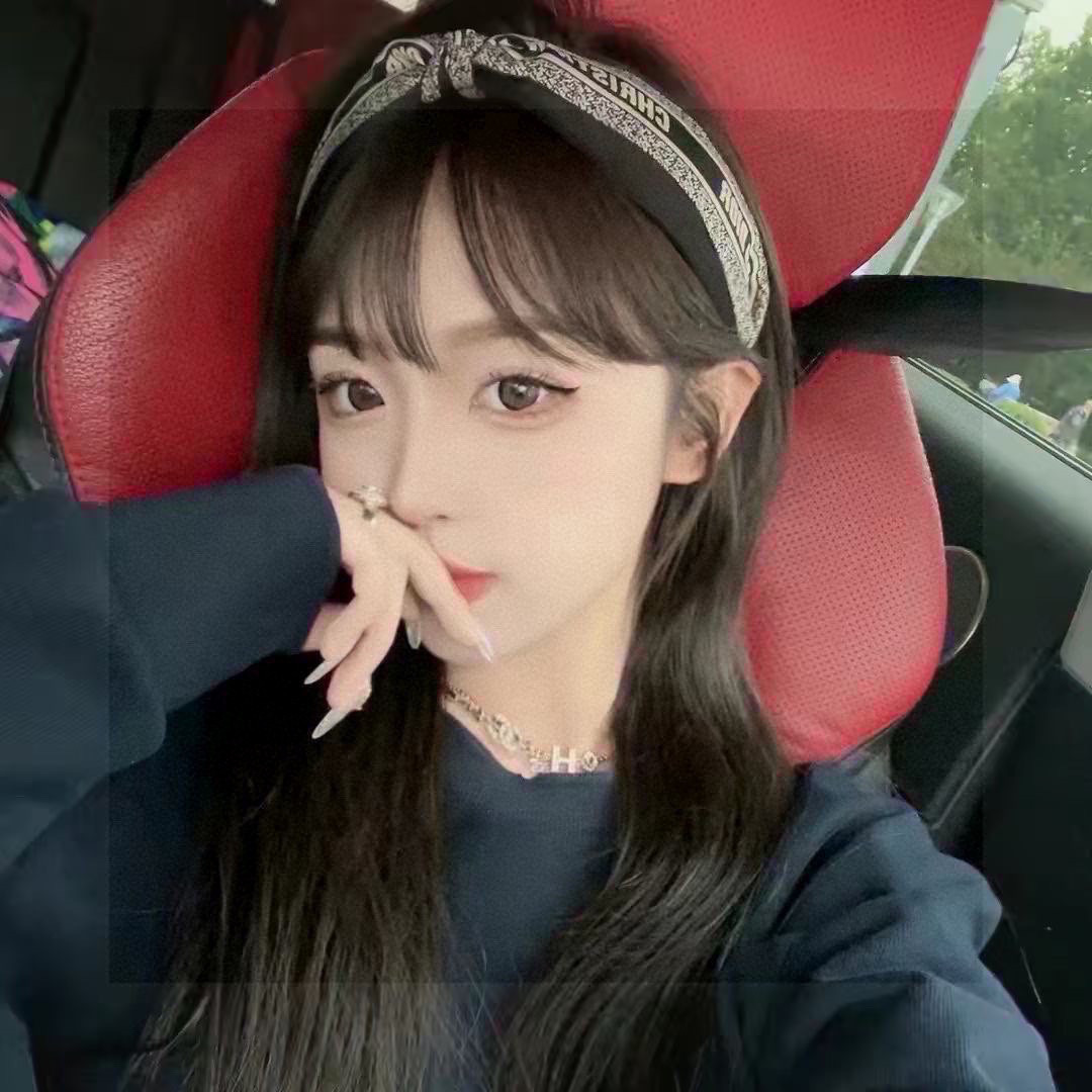 NO:586622,Specially equipped with counter packaging, DIOR's latest hairbands. Little fairies can get it now. Special materials. No hair. Can be salty or sweet ~ hairpins, hairpins, dior, dior, hairpins19860909特 配专柜包装 DIOR（迪奥）最新发箍 小仙女快入手 特殊材质 不嘞头 可盐可甜～发夹,发夹,dior,dior,hairpins,accessory