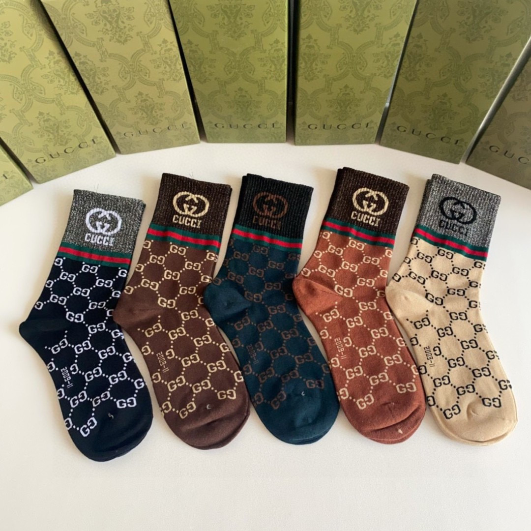NO:585127,Specially equipped with counter packaging Gucci's new gold mid-length pile socks!  Five pairs in a box, synchronized tube socks at the counter, big brands going out on the street, must-have socks for fashionistas, stockings, socks, gucci, gucci, socks19860909特 配专柜包装 Gucci（古驰）新款金丝中长款堆堆袜袜子！一盒五双,专柜同步筒袜袜子,大牌出街,潮人必备超好搭袜子,丝袜,袜子,gucci,gucci,socks,accessory