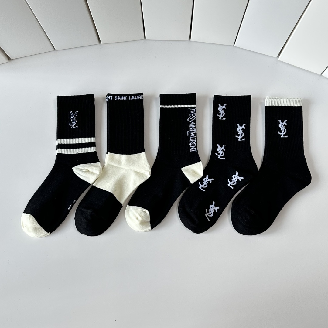 NO:585316,Specially equipped with counter packaging YSL (Yves Saint Laurent) new mid-length pile socks!  Five pairs in a box, synchronized tube socks at the counter, big brands going out on the street, must-have socks for fashionistas, stockings, socks, saint laurent, saint laurent, socks19860909特 配专柜包装 YSL（圣罗兰）新款中长款堆堆袜袜子！一盒五双,专柜同步筒袜袜子,大牌出街,潮人必备超好搭袜子,丝袜,袜子,saint laurent,saint laurent,socks,accessory