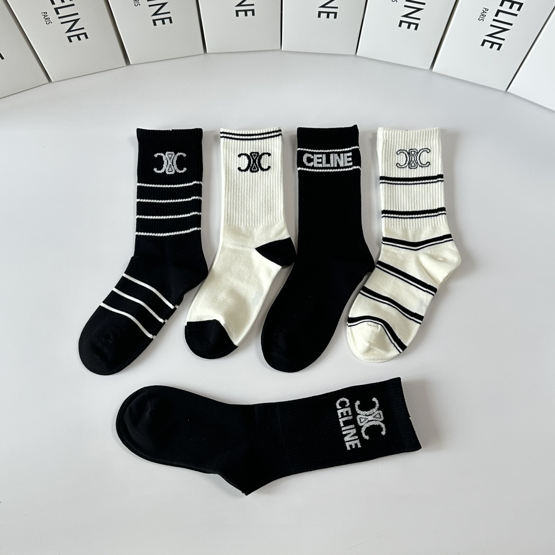 💛配专柜包装Celine（赛琳）新款中长款堆堆袜袜子！一盒五双，专柜同步筒袜袜子，大牌出街，潮人必备🔥超