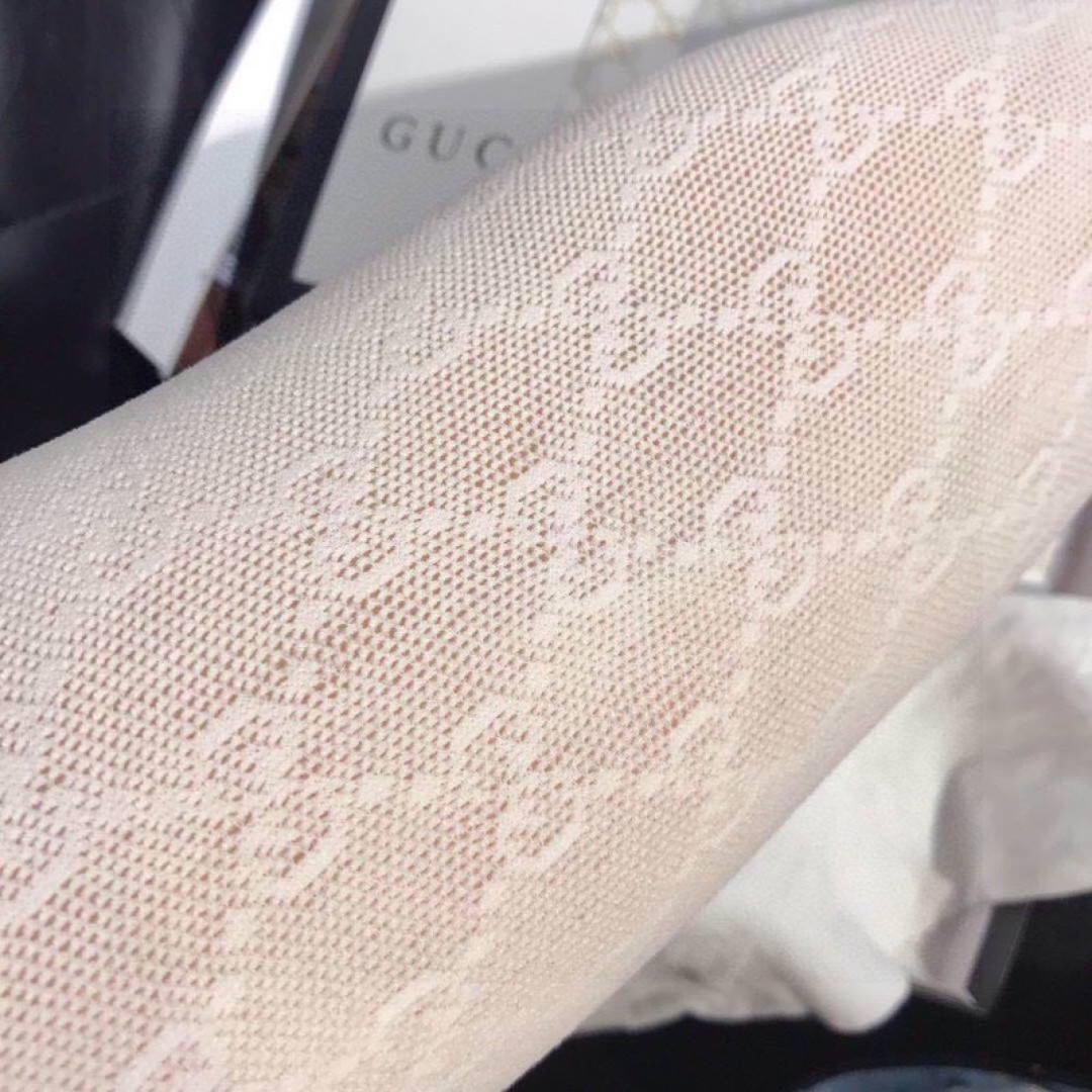 配包装官网同款GUCCI（古奇）腰部带logo连体网裤，女神丝袜必备单品[调皮][调皮]现货中🎁黑色，白
