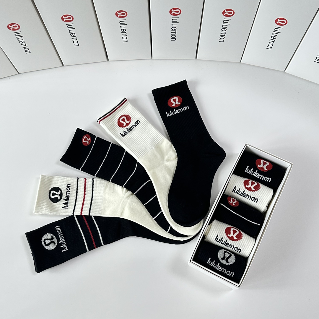 💛配包装lululemon 新款中长款堆堆袜袜子！一盒五双， 专柜同步筒款袜子，💛大牌出街，潮人必备🔥超