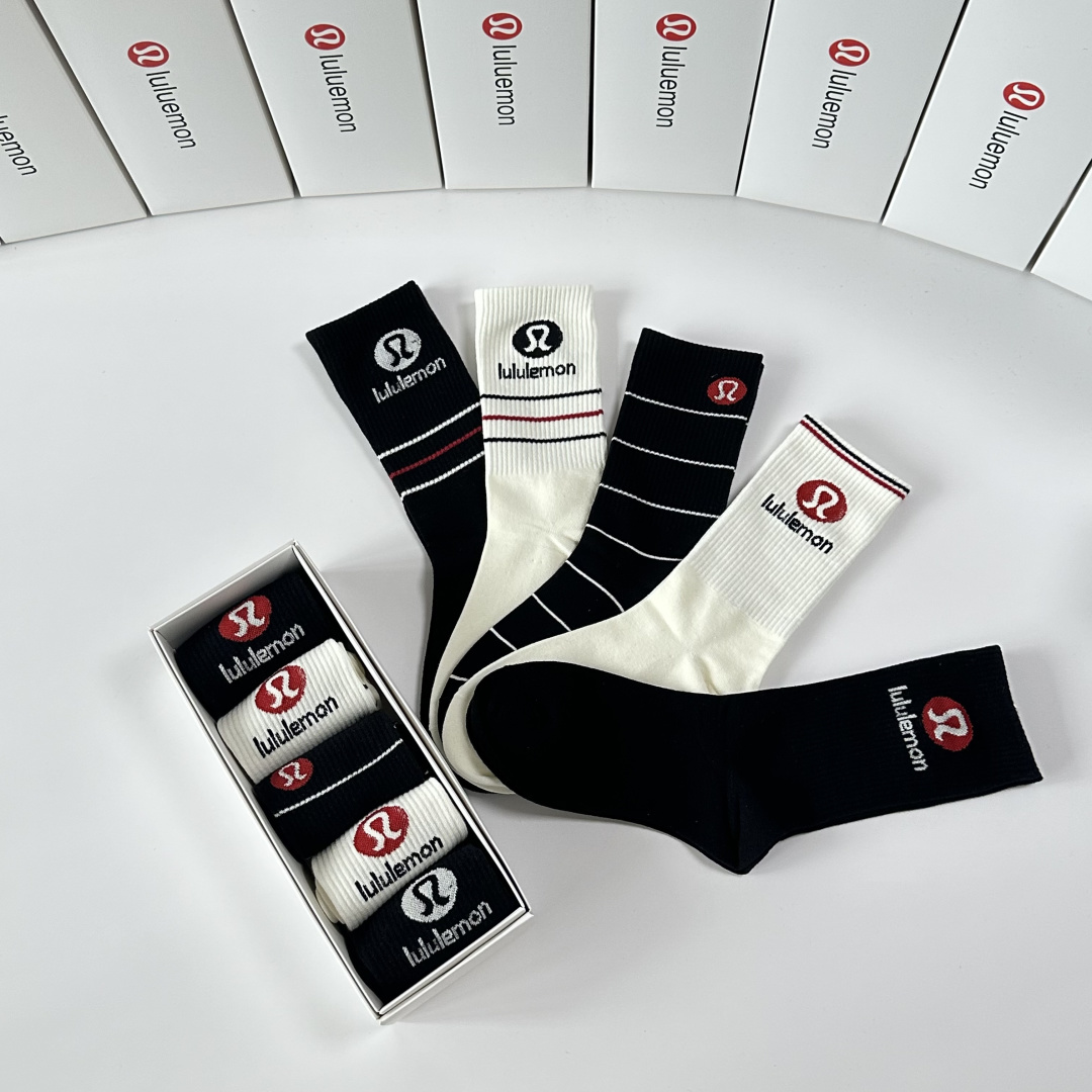 💛配包装lululemon 新款中长款堆堆袜袜子！一盒五双， 专柜同步筒款袜子，💛大牌出街，潮人必备🔥超