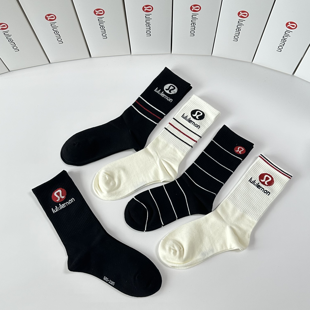 💛配包装lululemon 新款中长款堆堆袜袜子！一盒五双， 专柜同步筒款袜子，💛大牌出街，潮人必备🔥超