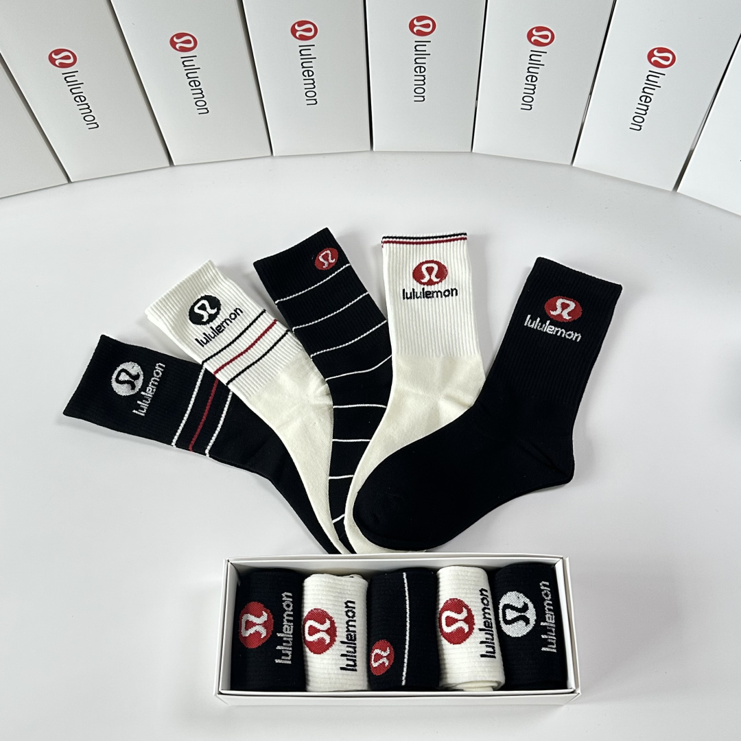 💛配包装lululemon 新款中长款堆堆袜袜子！一盒五双， 专柜同步筒款袜子，💛大牌出街，潮人必备🔥超