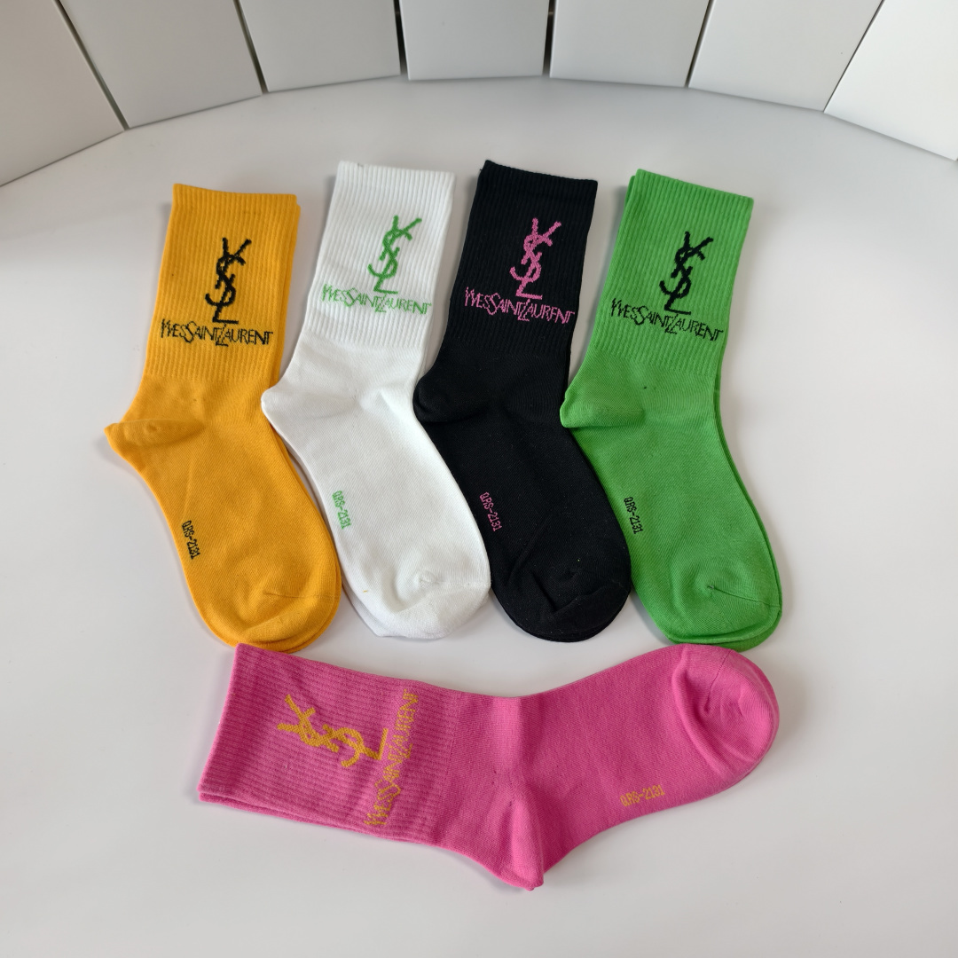 💛配专柜包装YSL（圣罗兰）新款中长款堆堆袜袜子！一盒五双，专柜同步筒袜袜子，大牌出街，潮人必备🔥超好搭