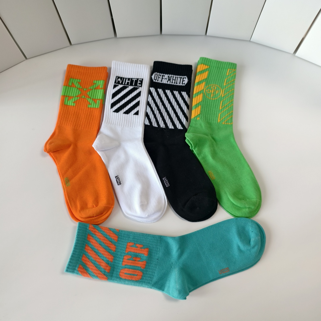 💛配专柜包装OFF-White 新款中长款堆堆袜袜子！一盒五双，专柜同步筒袜袜子，大牌出街，潮人必备🔥超
