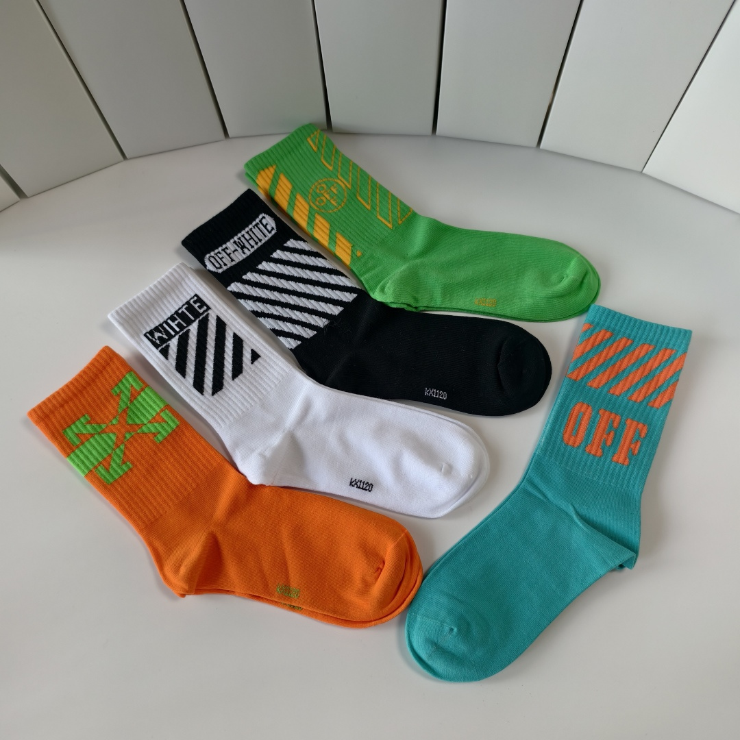 💛配专柜包装OFF-White 新款中长款堆堆袜袜子！一盒五双，专柜同步筒袜袜子，大牌出街，潮人必备🔥超