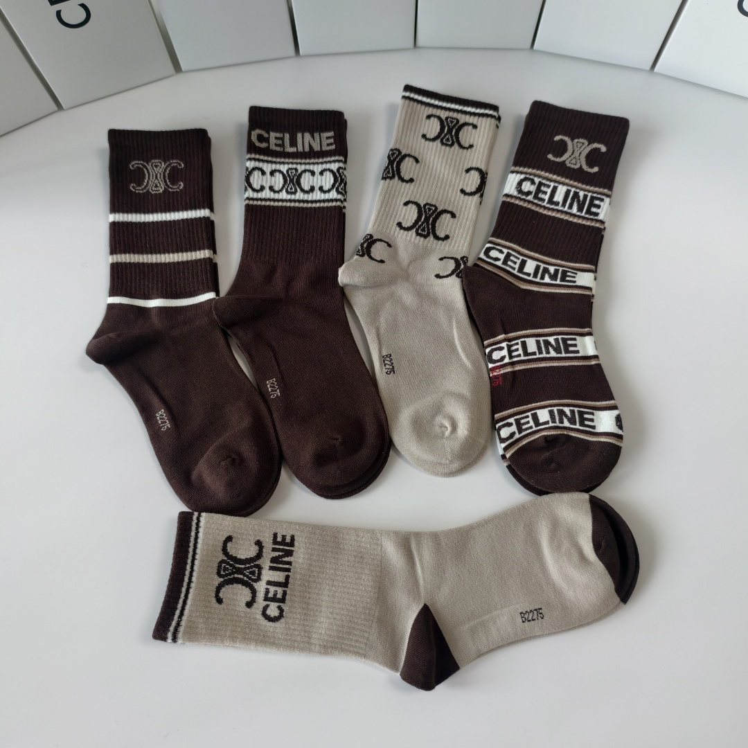 💛配专柜包装CELINE（赛琳）新款中长筒袜堆堆袜袜子！一盒五双，专柜同步筒袜袜子，💛大牌出街，潮人必备