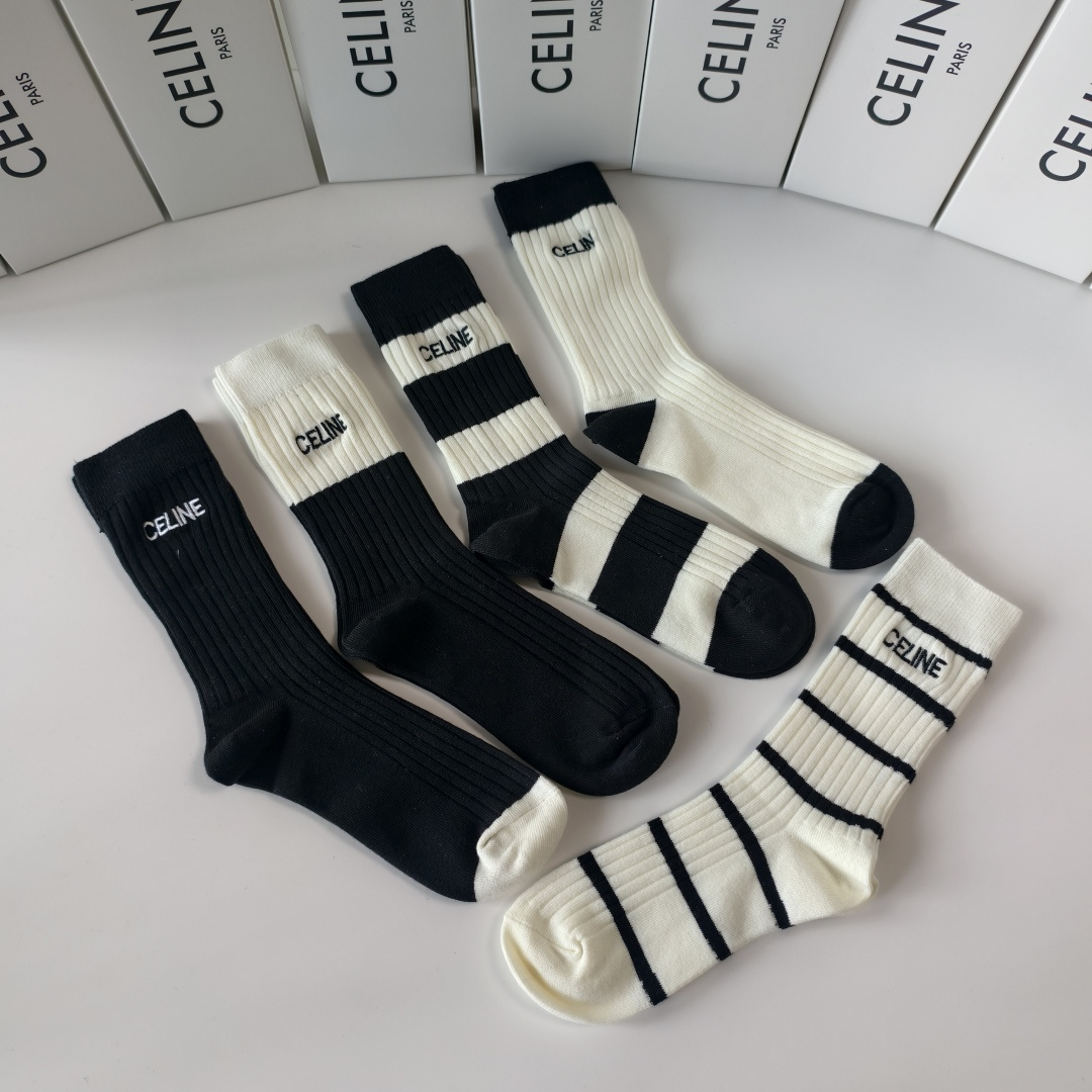 💛配专柜包装CELINE（赛琳）新款双针刺绣中长筒袜堆堆袜袜子！一盒五双，专柜同步筒袜袜子，💛大牌出街，