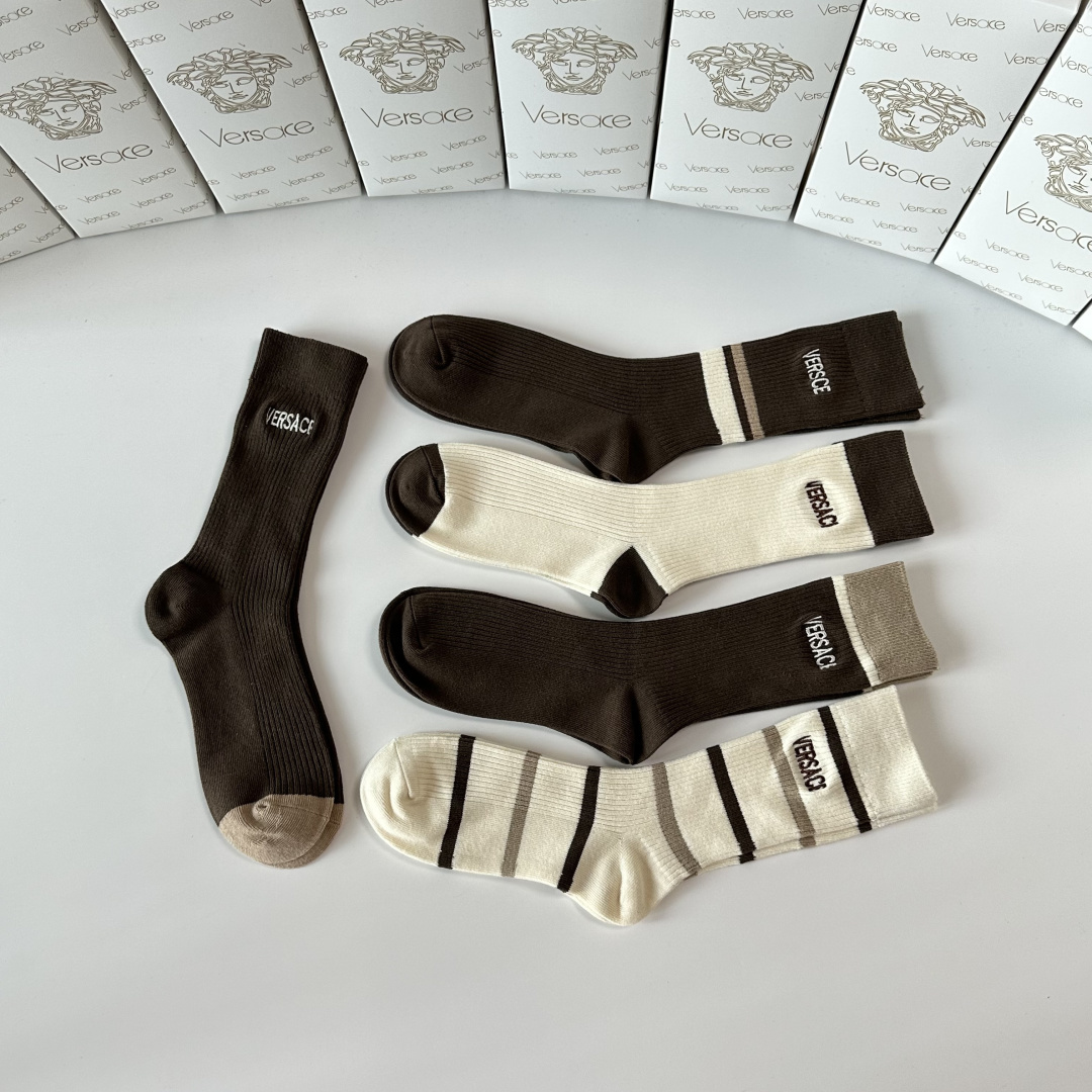 💛配专柜包装VERSACE（范思哲） 新款双针刺绣中长款堆堆袜袜子！一盒五双，专柜同步筒袜袜子，💛大牌出