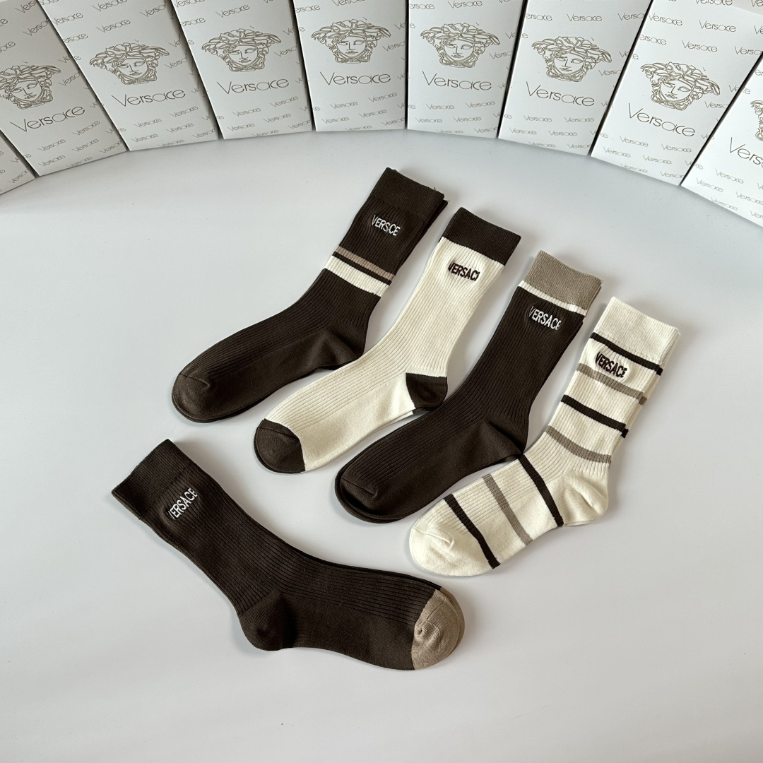💛配专柜包装VERSACE（范思哲） 新款双针刺绣中长款堆堆袜袜子！一盒五双，专柜同步筒袜袜子，💛大牌出