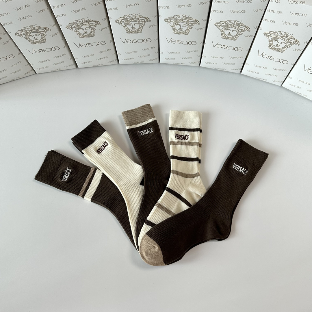 💛配专柜包装VERSACE（范思哲） 新款双针刺绣中长款堆堆袜袜子！一盒五双，专柜同步筒袜袜子，💛大牌出