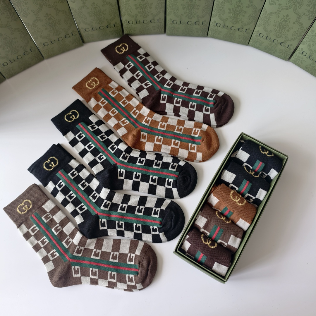 💛配包装GUCCI（古驰）新款双针经典中长款堆堆袜袜子！一盒五双， 专柜同步筒款袜子，💛大牌出街，潮人必