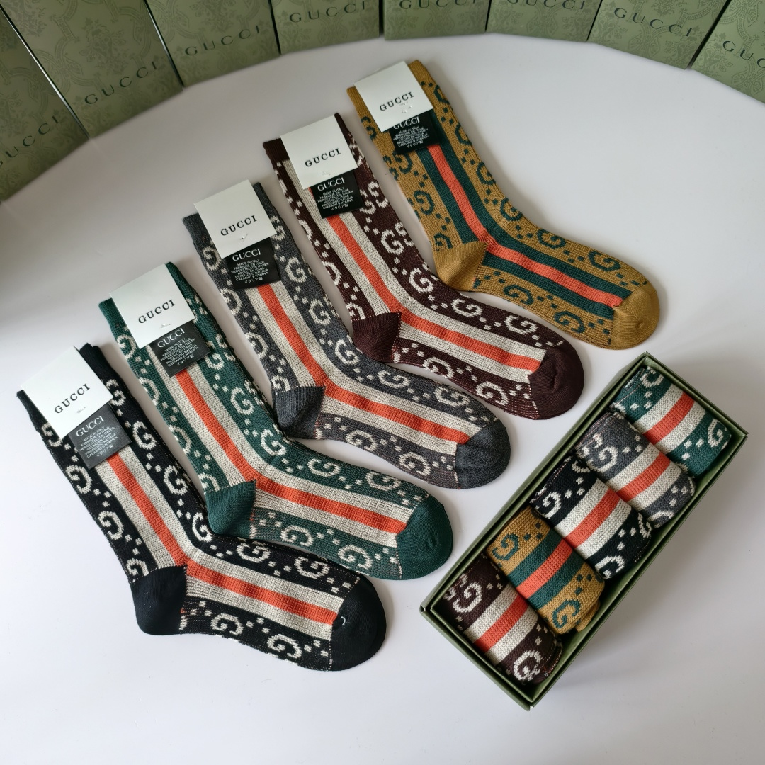 💛配包装GUCCI（古驰）新款双针经典中长款堆堆袜袜子！一盒五双， 专柜同步筒款袜子，💛大牌出街，潮人必
