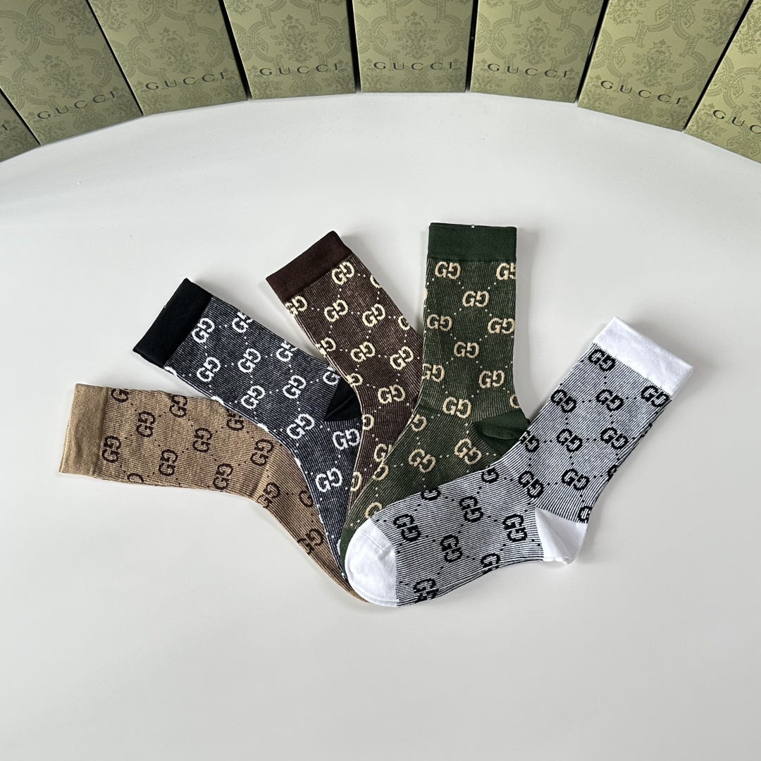 💛配专柜包装Gucci（古驰）新款双针中长款堆堆袜袜子！一盒五双，专柜同步筒袜袜子，💛大牌出街，潮人必备