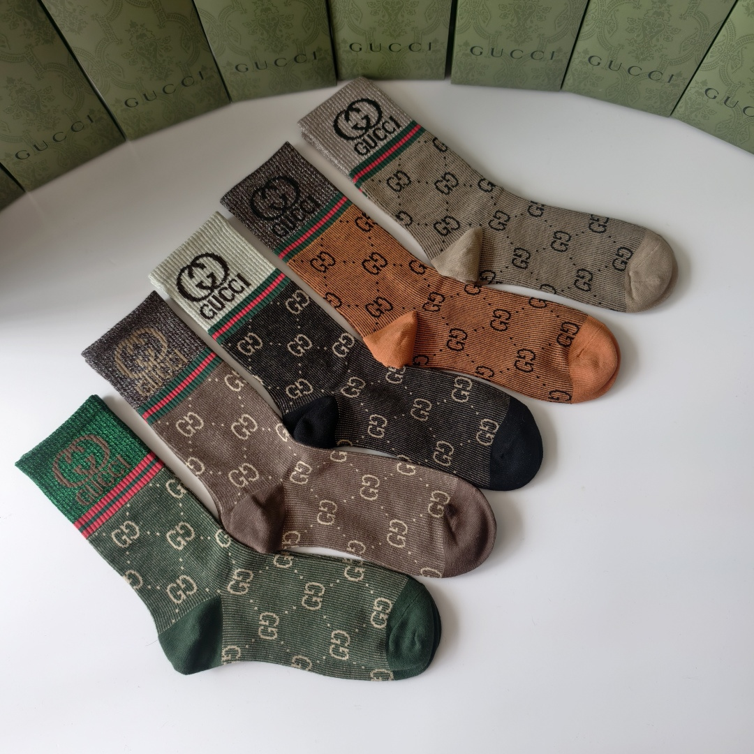 💛配包装Gucci（古驰）新款经典精梳棉中长款堆堆袜袜子！一盒五双， 专柜同步筒款袜子，💛大牌出街，潮人