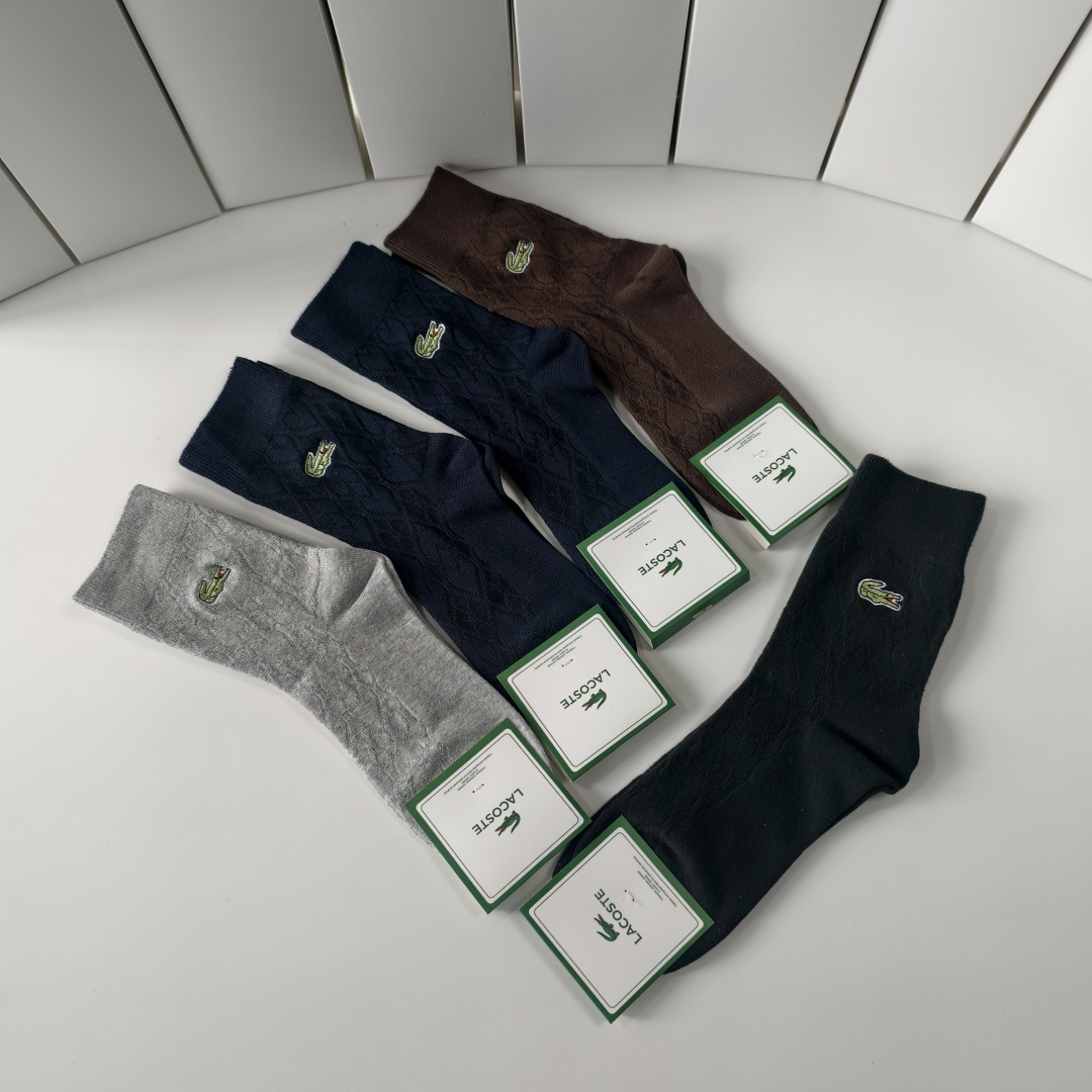 💛配专柜包装LACOSTE（鳄鱼）新款双针刺绣中长款堆堆袜袜子！一盒五双，专柜同步筒袜袜子，💛大牌出街，