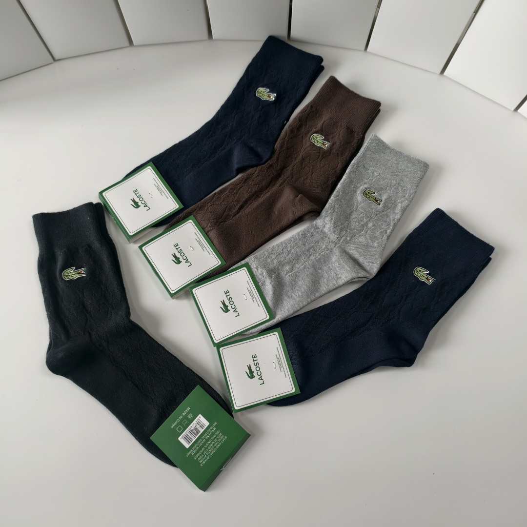 💛配专柜包装LACOSTE（鳄鱼）新款双针刺绣中长款堆堆袜袜子！一盒五双，专柜同步筒袜袜子，💛大牌出街，