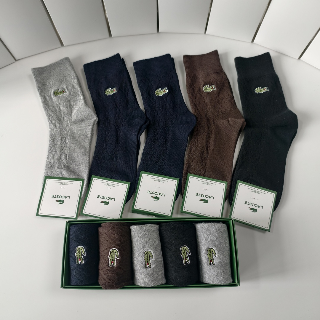💛配专柜包装LACOSTE（鳄鱼）新款双针刺绣中长款堆堆袜袜子！一盒五双，专柜同步筒袜袜子，💛大牌出街，