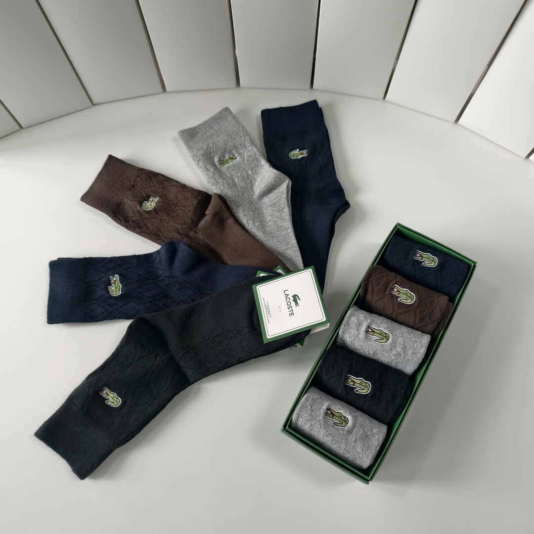 💛配专柜包装LACOSTE（鳄鱼）新款双针刺绣中长款堆堆袜袜子！一盒五双，专柜同步筒袜袜子，💛大牌出街，