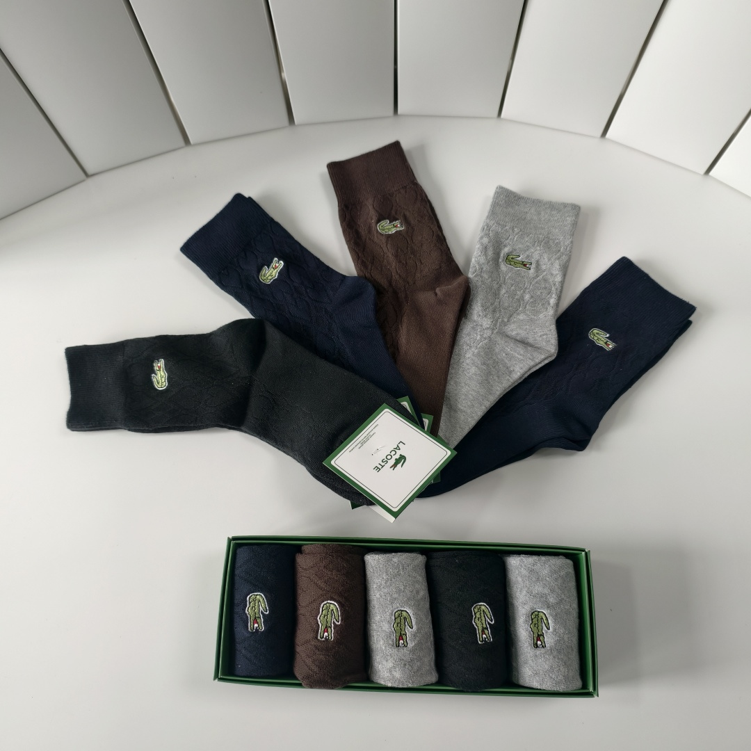 💛配专柜包装LACOSTE（鳄鱼）新款双针刺绣中长款堆堆袜袜子！一盒五双，专柜同步筒袜袜子，💛大牌出街，