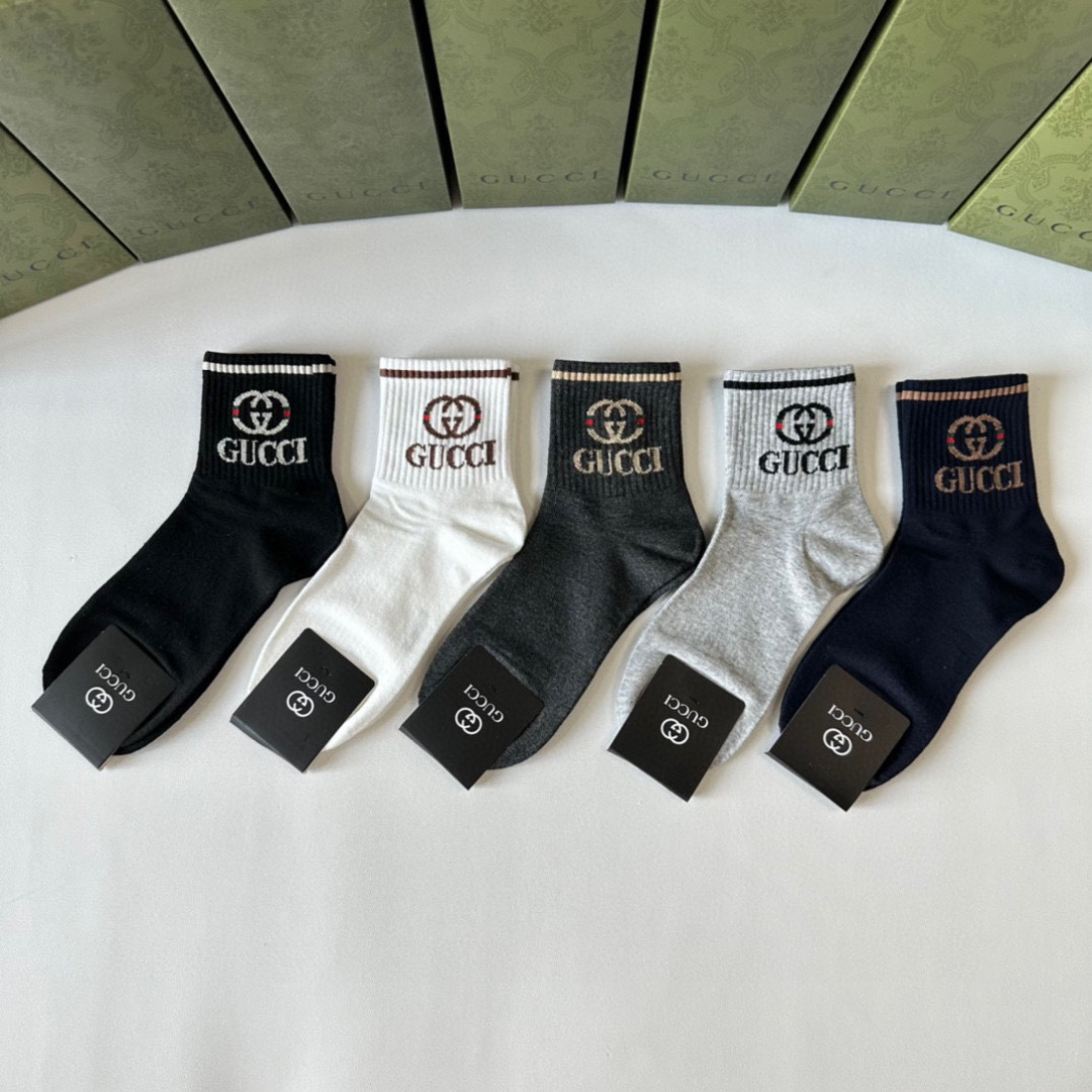 NO:660172,Specially equipped with counter packaging Gucci's new mid-length pile socks!  Five pairs in a box, counter-synchronized tube socks, big brands out on the street, must-have socks for fashionistas, socks, gucci, gucci, socks19860909特 配专柜包装 Gucci（古驰）新款中长款堆堆袜袜子！一盒五双,专柜同步筒袜袜子,大牌出街,潮人必备超好搭袜子,袜子,gucci,gucci,socks,accessory