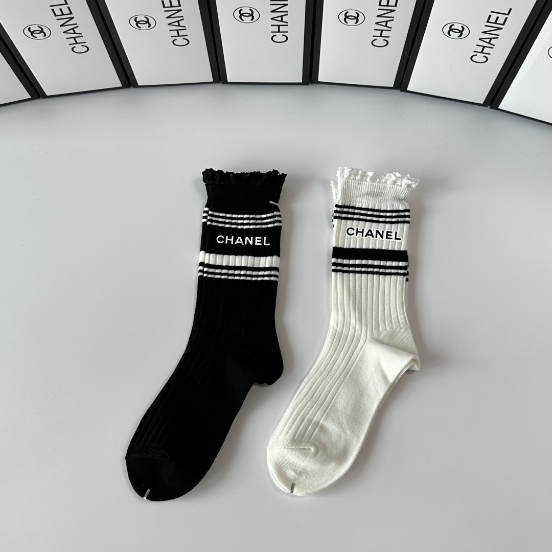 NO:660200,Special counter packaging Chanel (Chanel) new cashmere pile socks!  Two pairs in a box, synchronized tube socks at the counter, big brands going out on the street, must-have socks for fashionistas, socks, chanel, chanel, socks19860909特配专柜包装 Chanel（香奈儿）新款羊绒堆堆袜袜子！一盒两双,专柜同步筒袜袜子,大牌出街,潮人必备超好搭袜子,袜子,chanel,chanel,socks,accessory