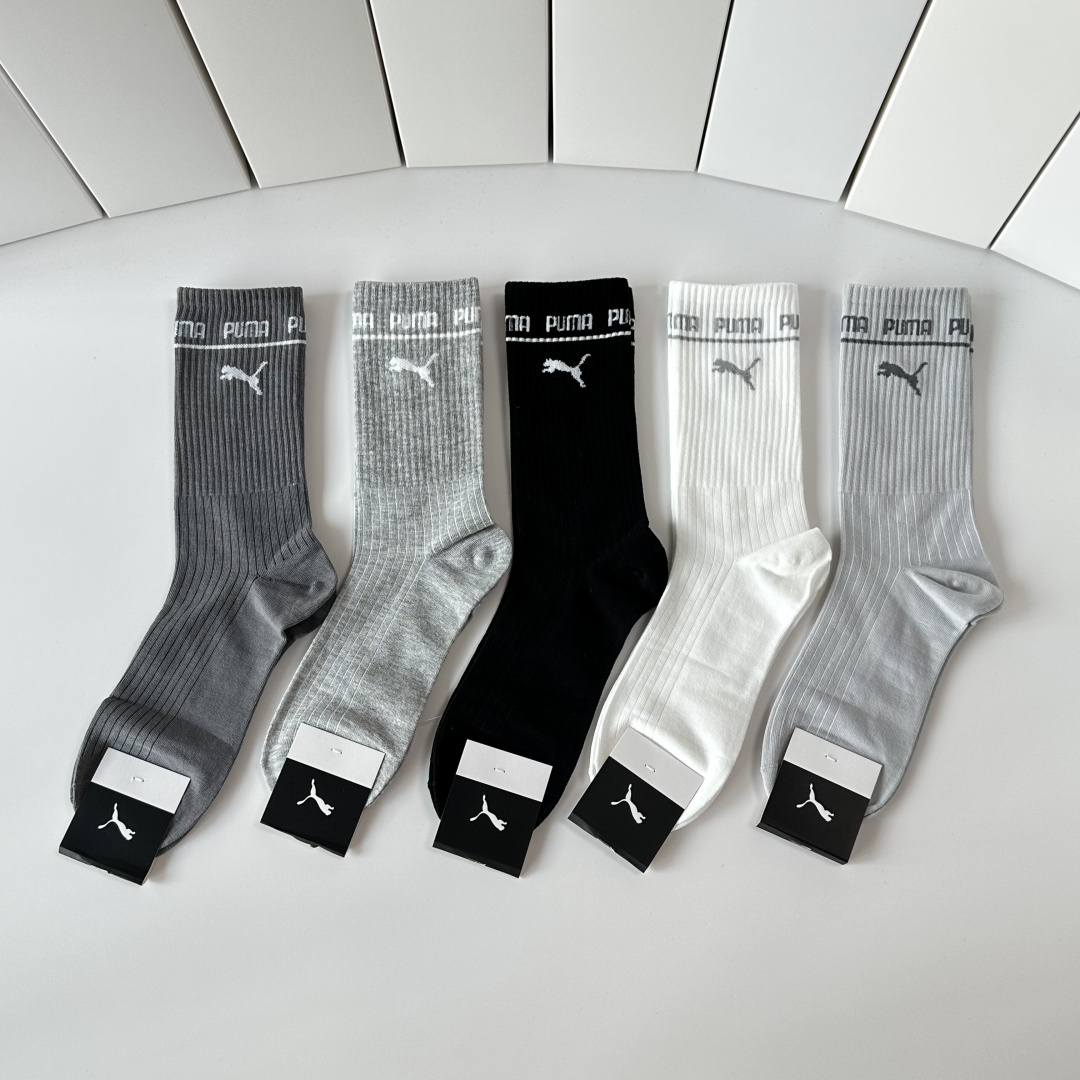 NO:660219,Specially equipped with counter packaging PUMA's new mid-length socks!  Five pairs in a box, synchronized tube socks at the counter, big brands going out on the street, must-have socks for fashionistas, socks, socks19860909特 配专柜包装 PUMA（彪马）新款中长款堆堆袜袜子！一盒五双,专柜同步筒袜袜子,大牌出街,潮人必备超好搭袜子,袜子,socks,accessory
