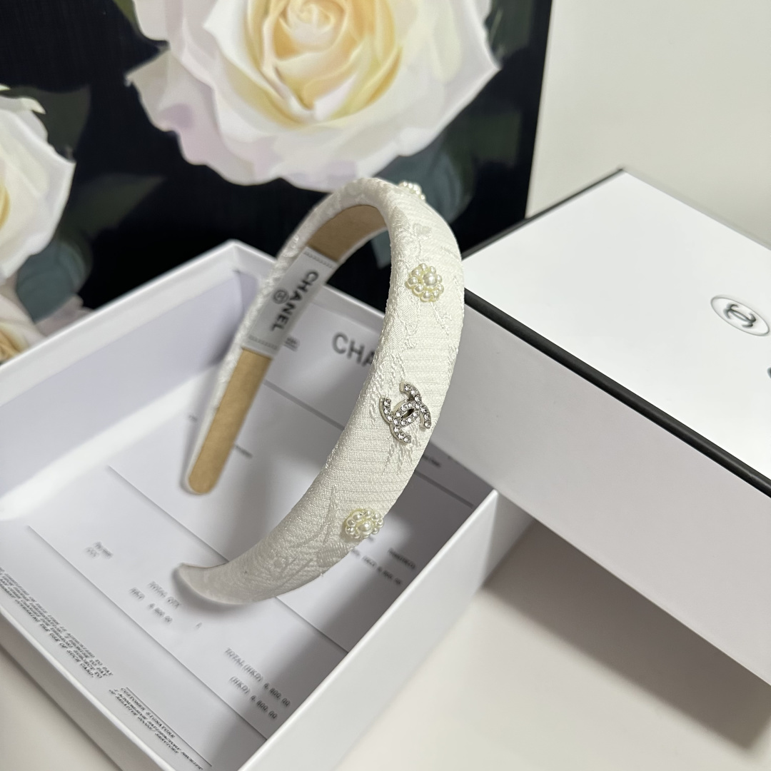 配专柜包装Chanel（香奈儿）最新发箍小仙女快入手特殊材质 不嘞头可盐可甜～