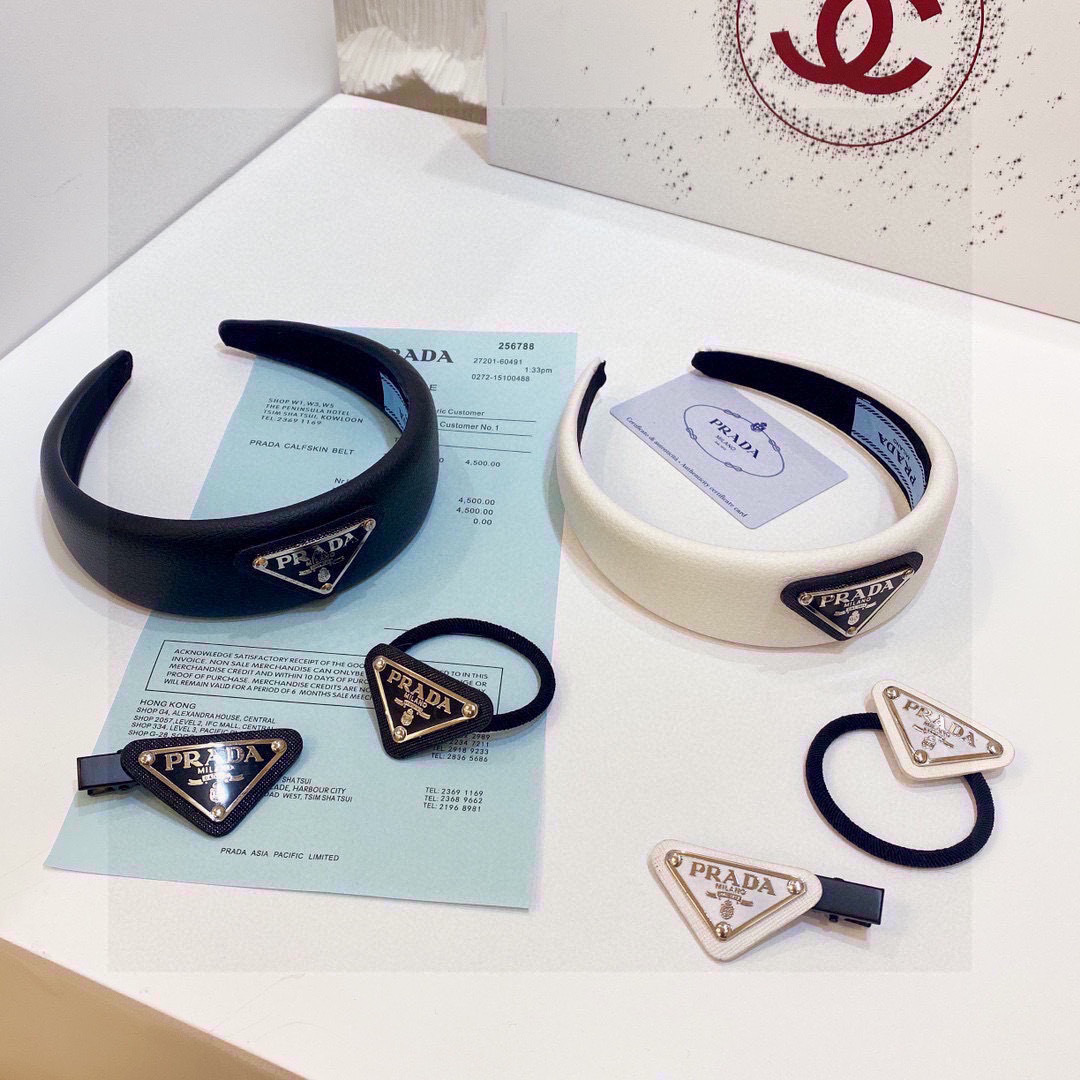 爆款 （三件套）配专柜包装PRADA（普拉达）发箍、发圈、发夹（三件套）可分开搭配 经典logo 非常洋